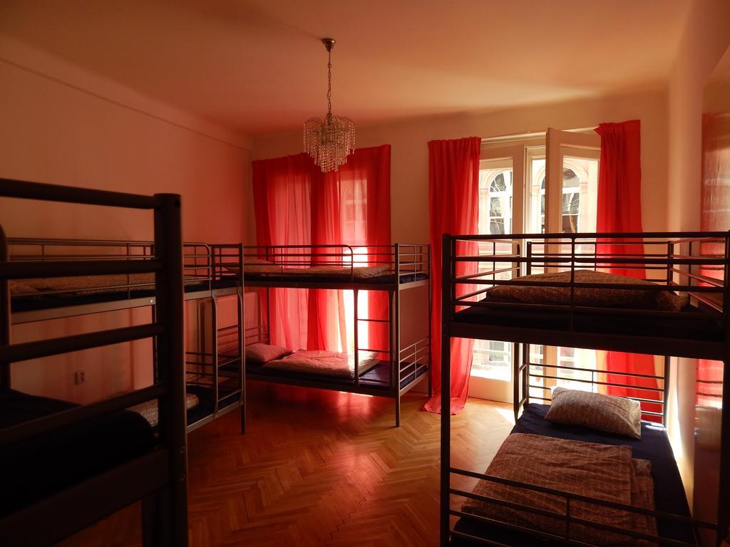 Hostel Delmedio Прага, Чехия — бронируйте Хостелы, цены в 2024 году